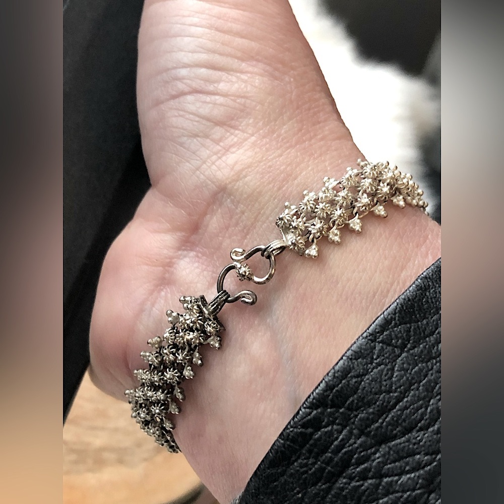 Vintage Sterling Bracelet - Picture 6 of 9